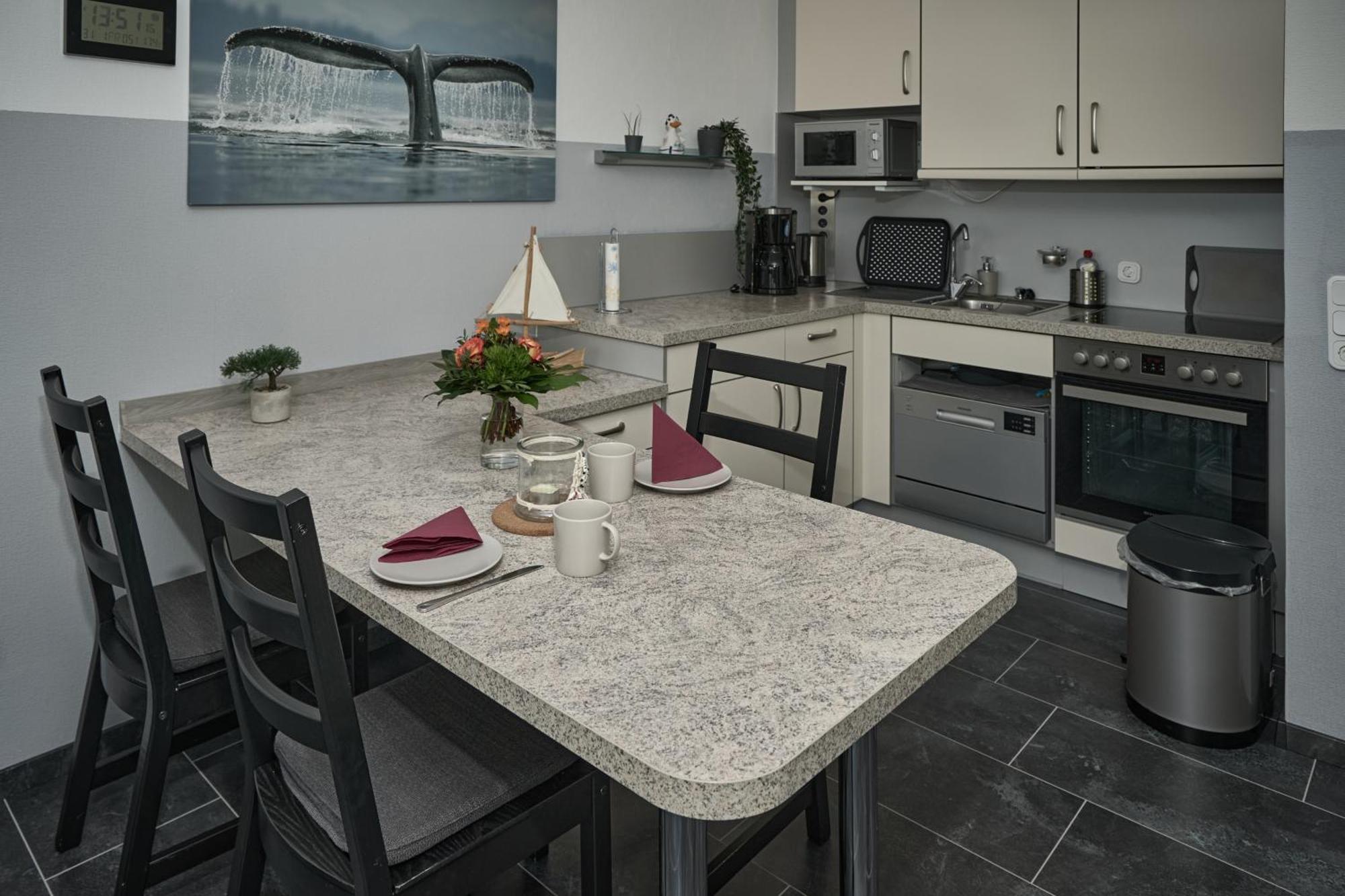 Frische Brise Ferienwohnung Mit Meerblick Куксхафен Экстерьер фото